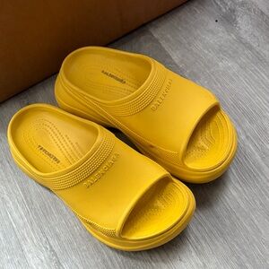 Balenciaga Vibrant Yellow Slides